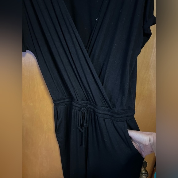 ❤️Chelsea 28 Black Jumpsuit with pockets elastic tie waist straight leg Size MP - Picture 5 of 9